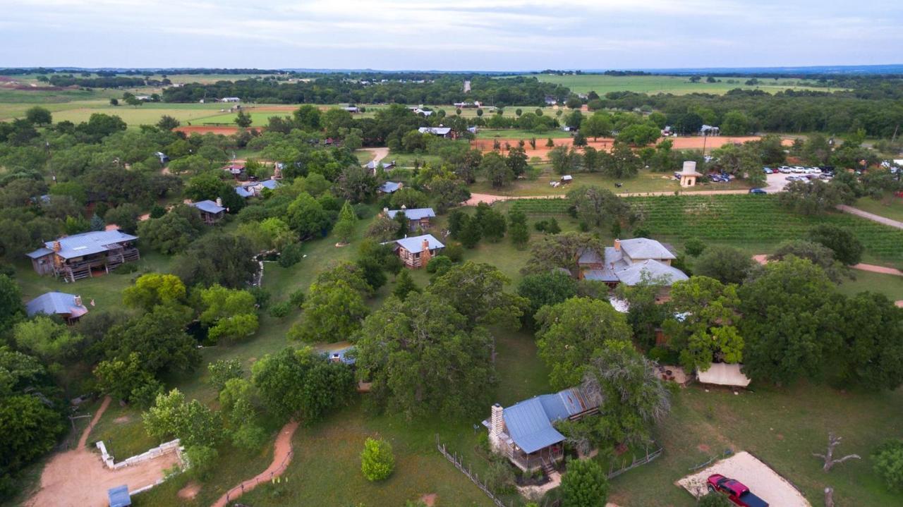 Barons Creekside Resort Fredericksburg Eksteriør billede